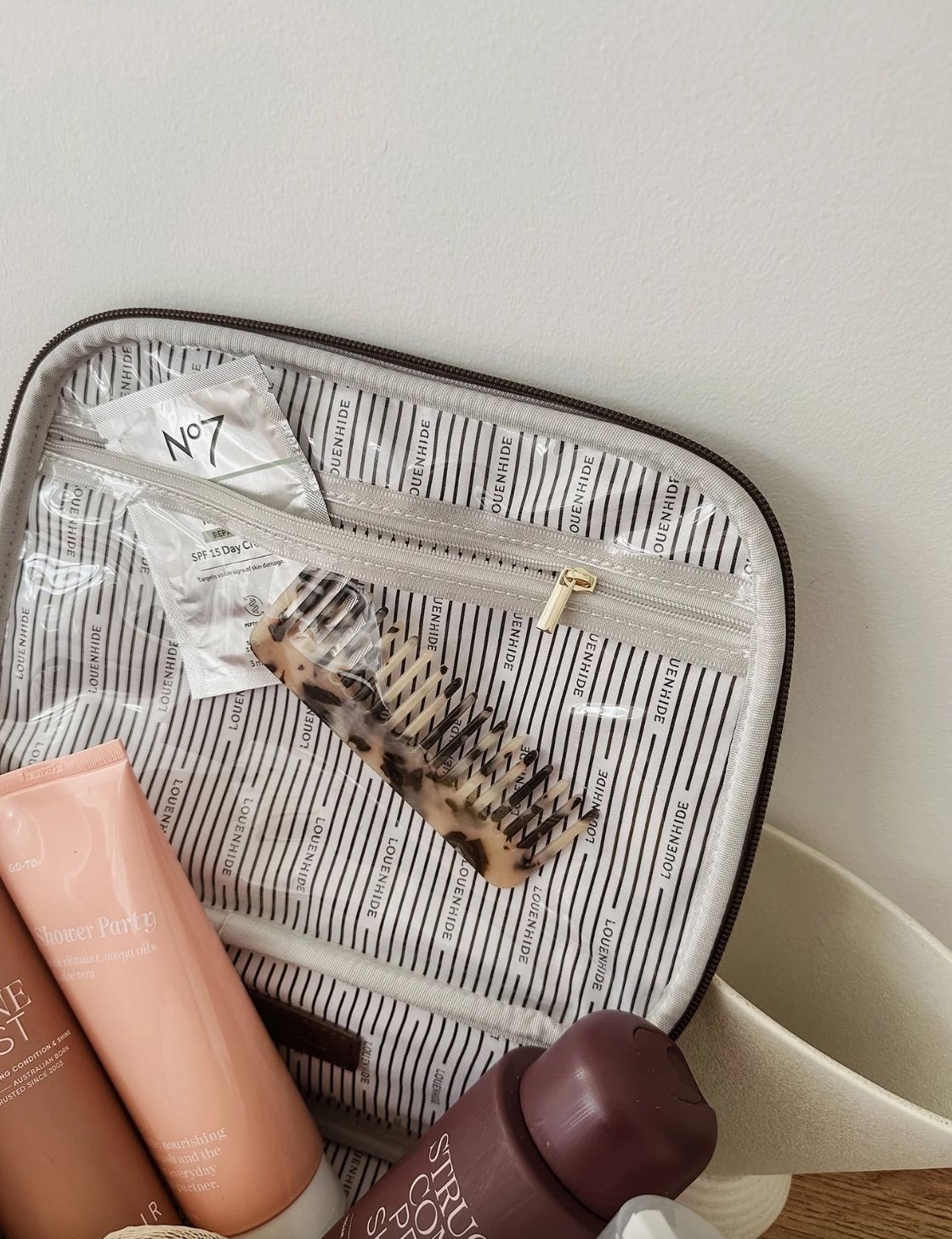 Baby Hepburn Cosmetic Case | Chocolate