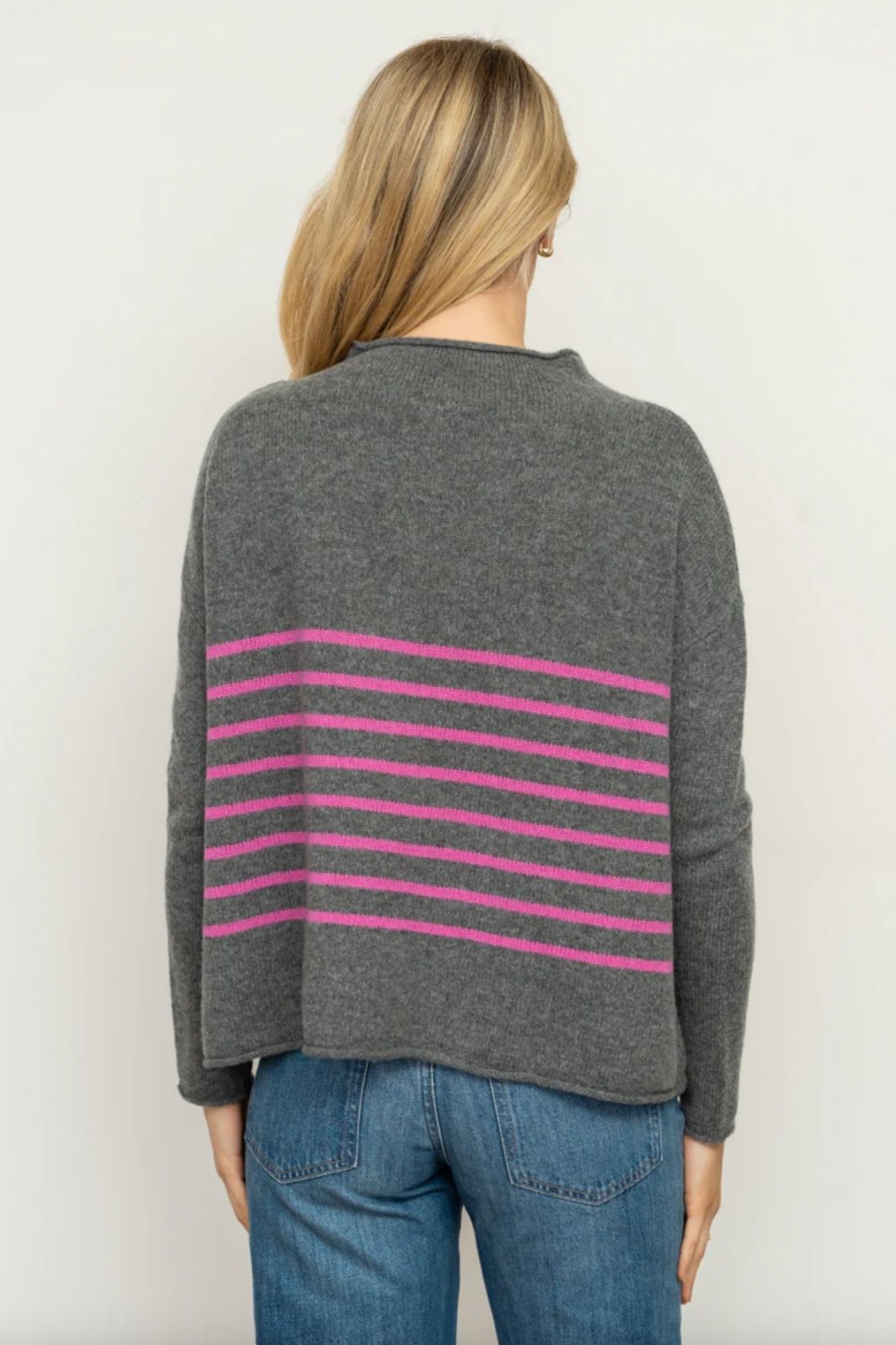 The Smith Wool/Cashmere Crew | Charcoal &amp; Hot Pink