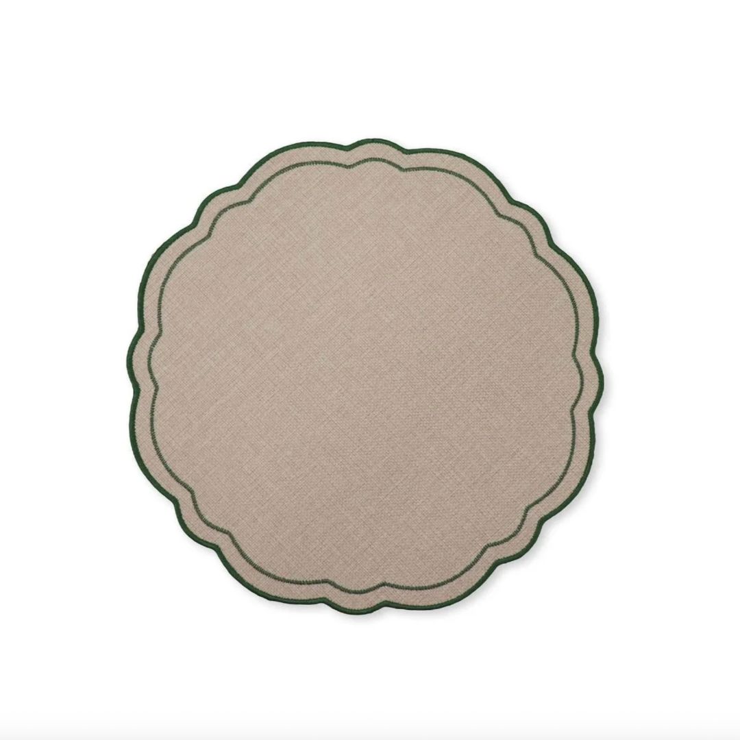 Claudia Natural/Green Scalloped Round Placemat