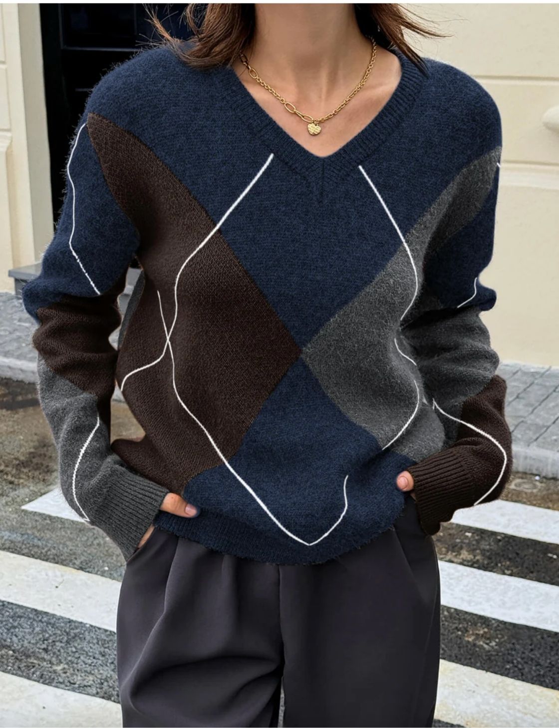V Neck Argyle Knit Jumper | Navy/Chocolate
