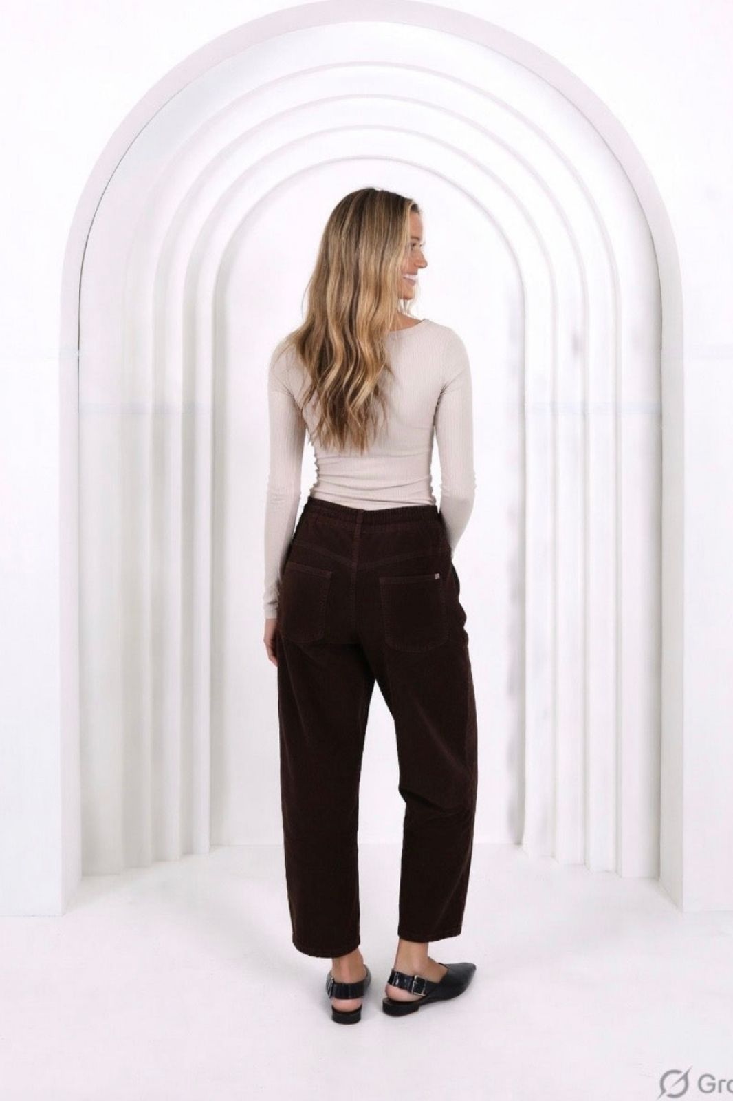 Leo Barrel Cord Jeans | Chocolate