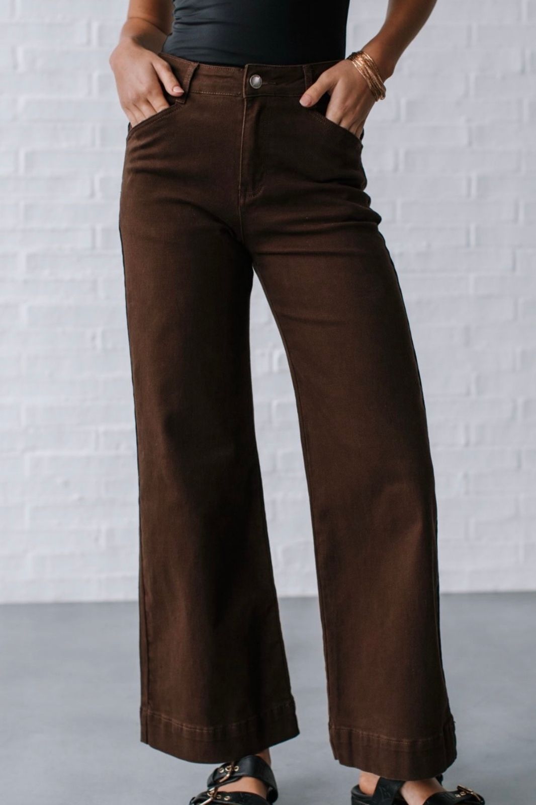 Straight Leg Stretch Denim | Chocolate