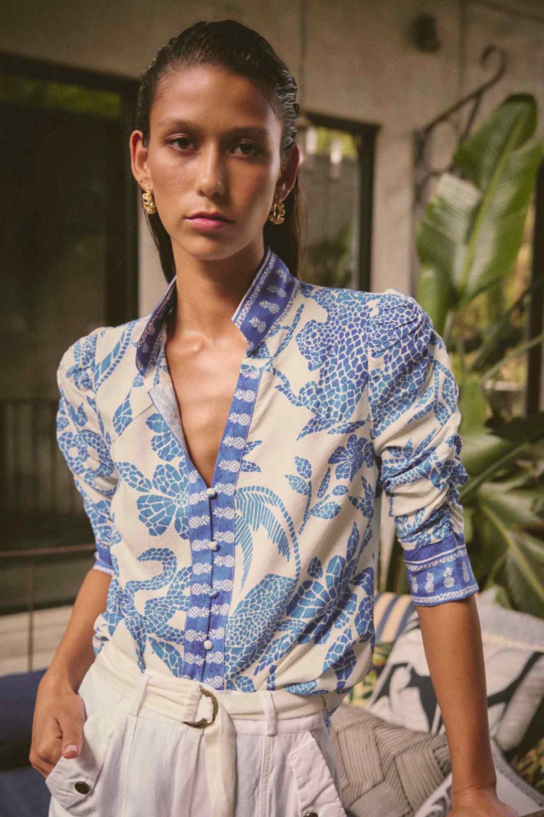 Calantha Contrast Trim Shirt | Azure Mosaic