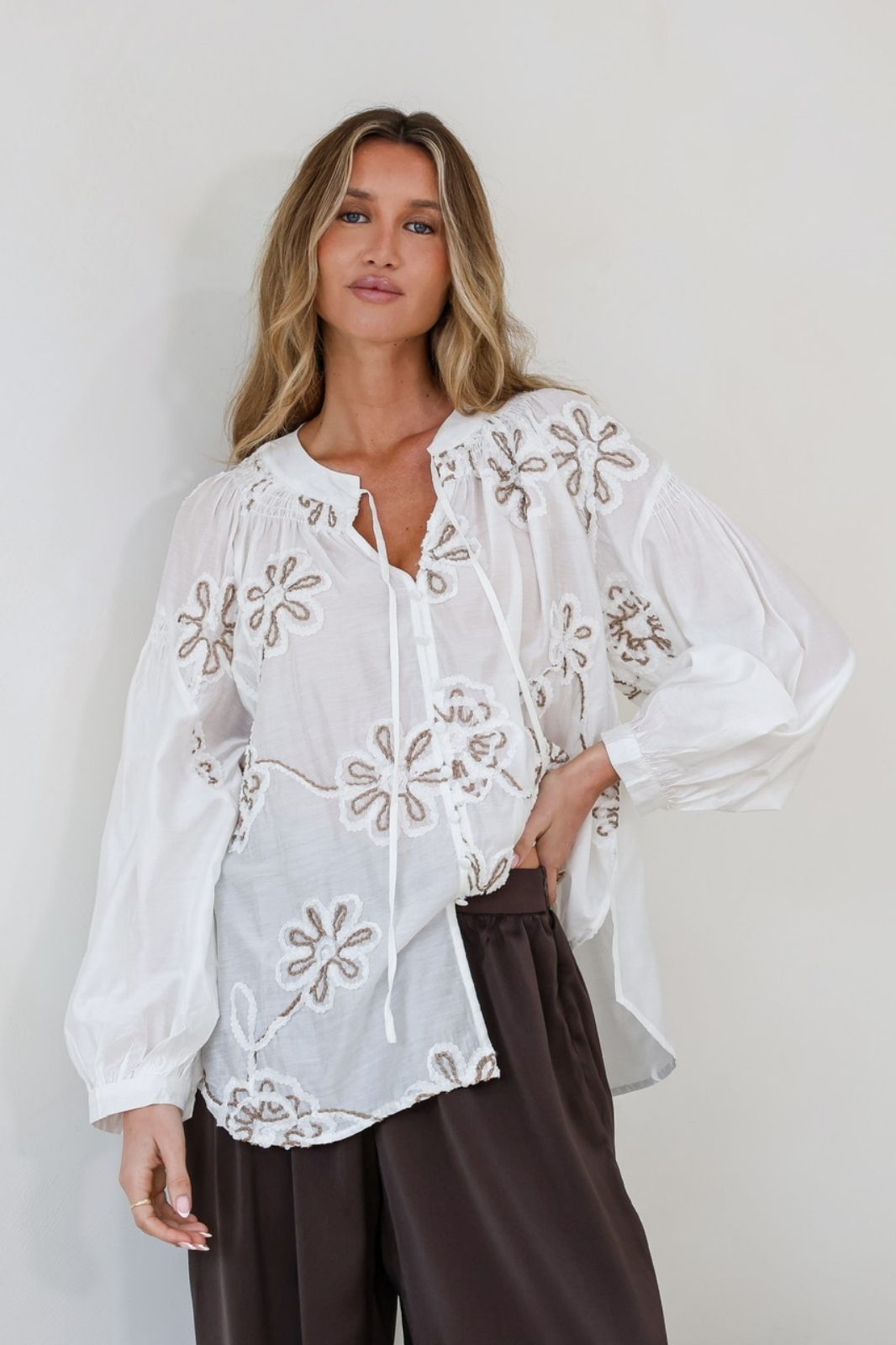 Applique Embroidered Blouse | White/Caramel
