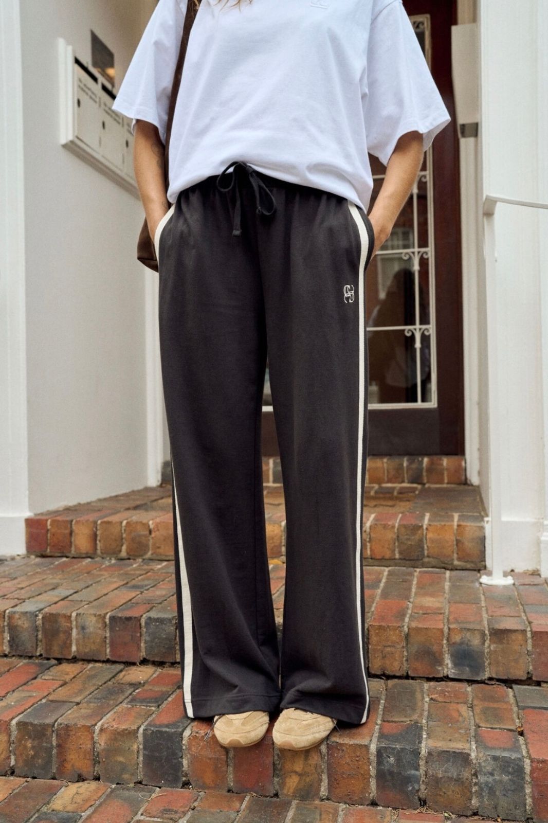 Gigi Wide Leg Terry Pant | Phantom Side Stripe