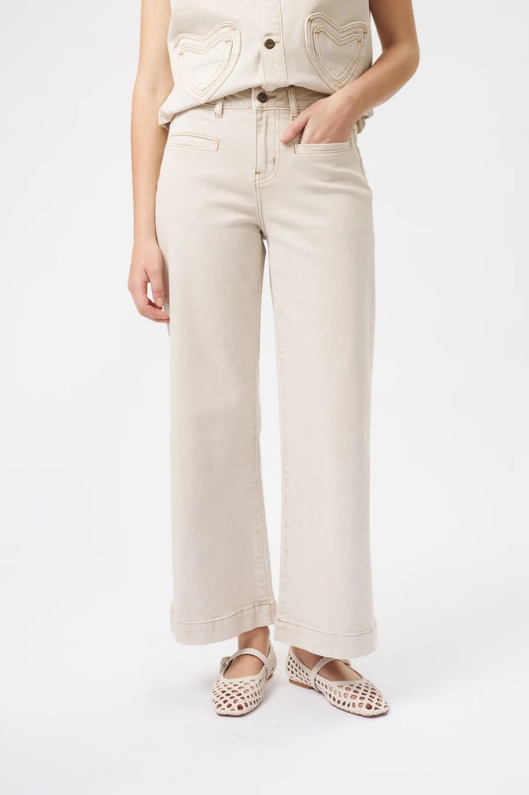 Freya Jean | Heart Sand