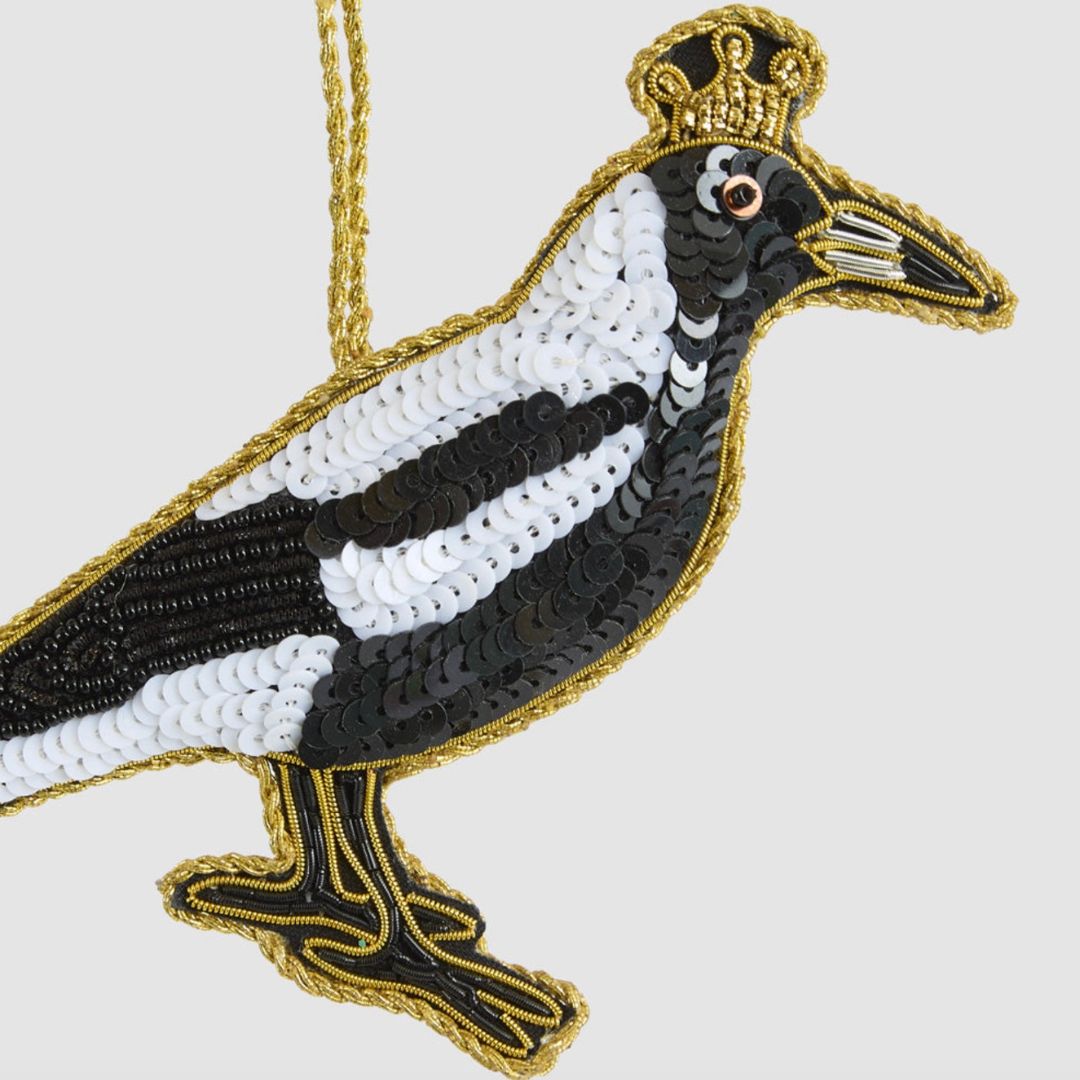Shiny Bandit Magpie Hanging Decoration