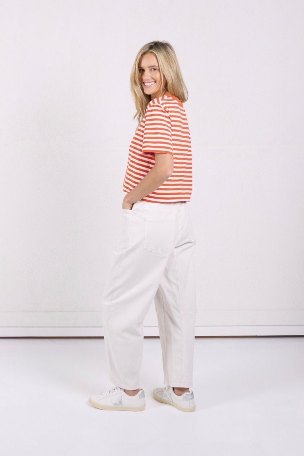 Carter Barrel Jean | Sand