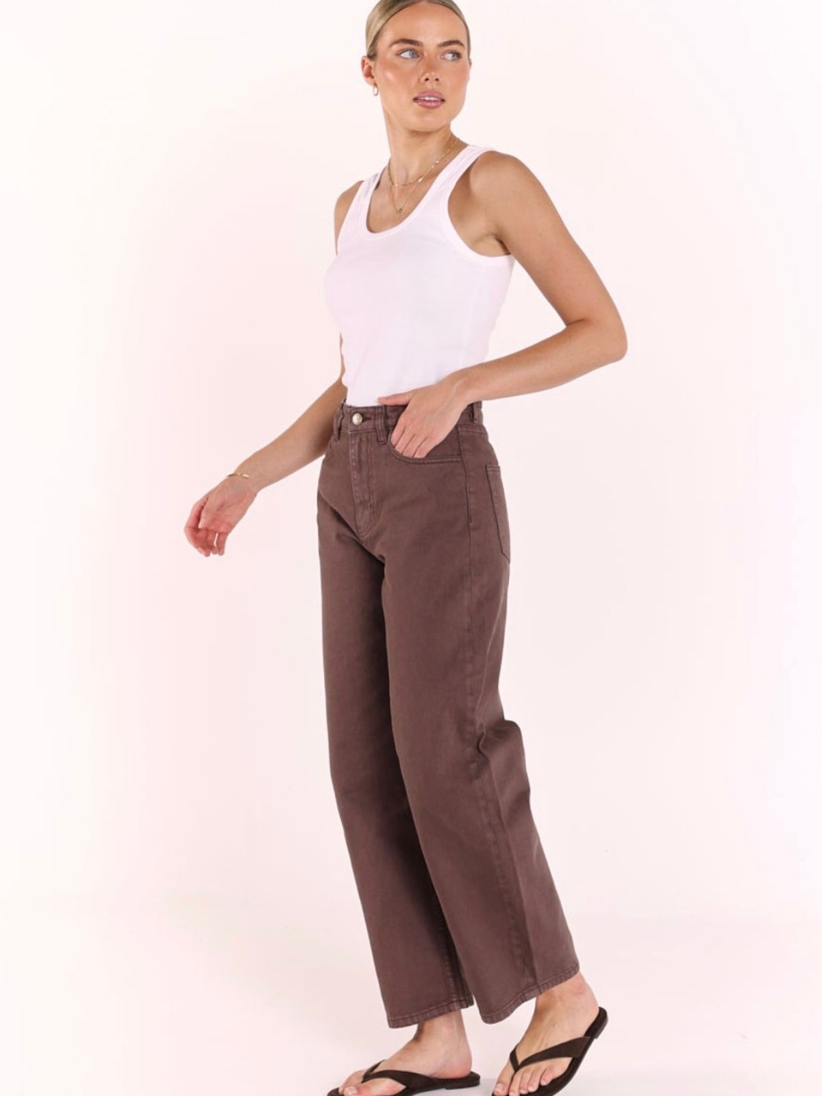Lola Barrel Jean | Chocolate