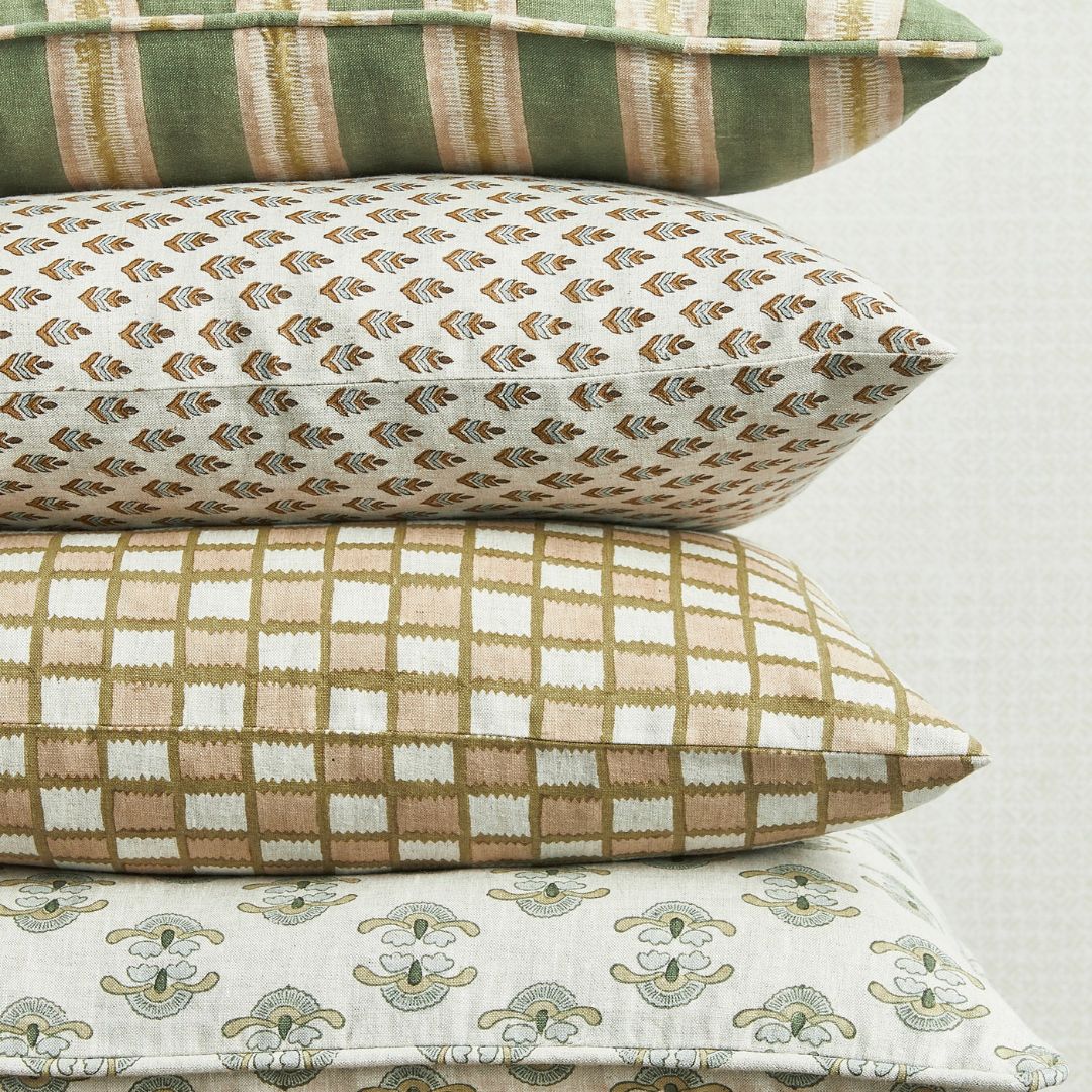 Tindari Shell Linen Cushion | 50x50cm