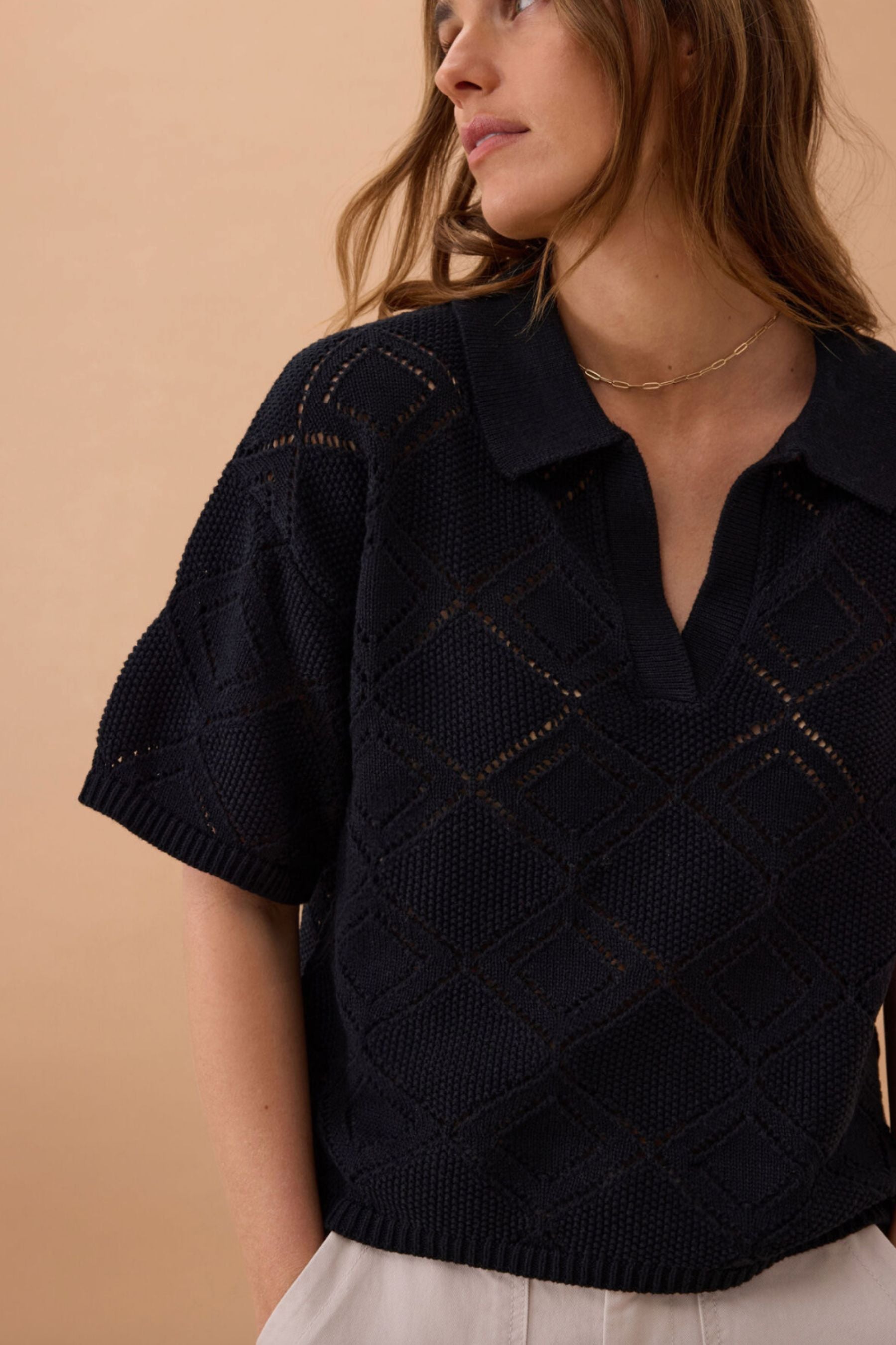 Diamond Knit Collared Tee | Black