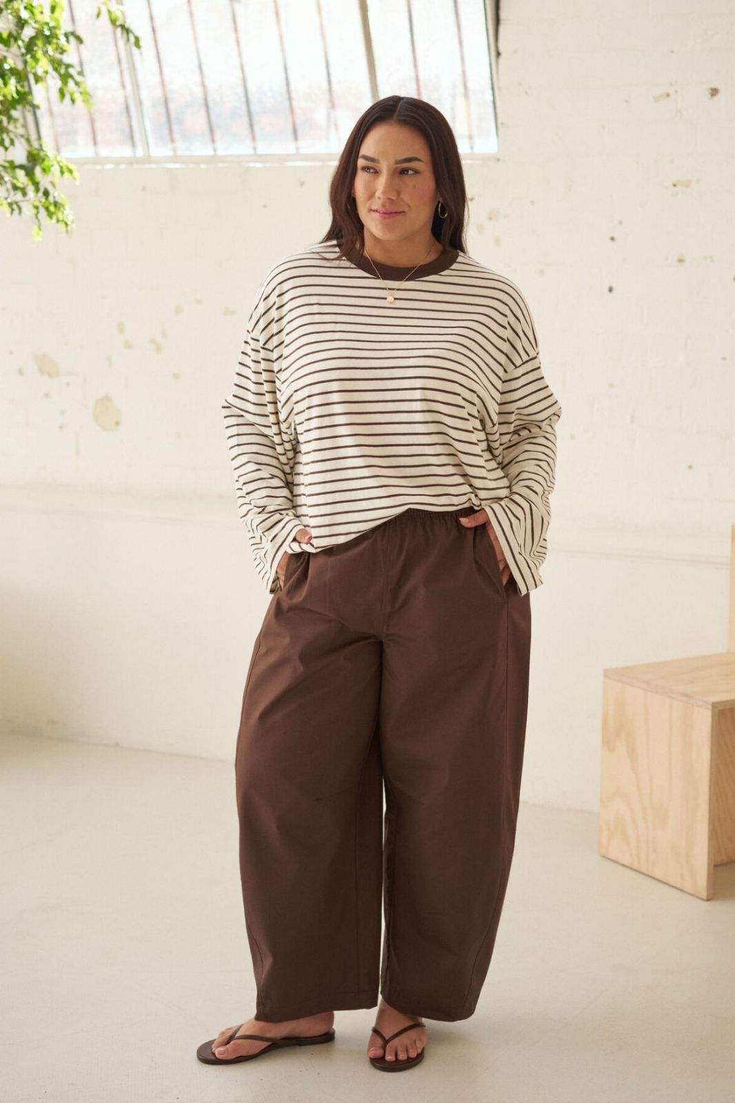 Bella Barrel Pant | Brunette