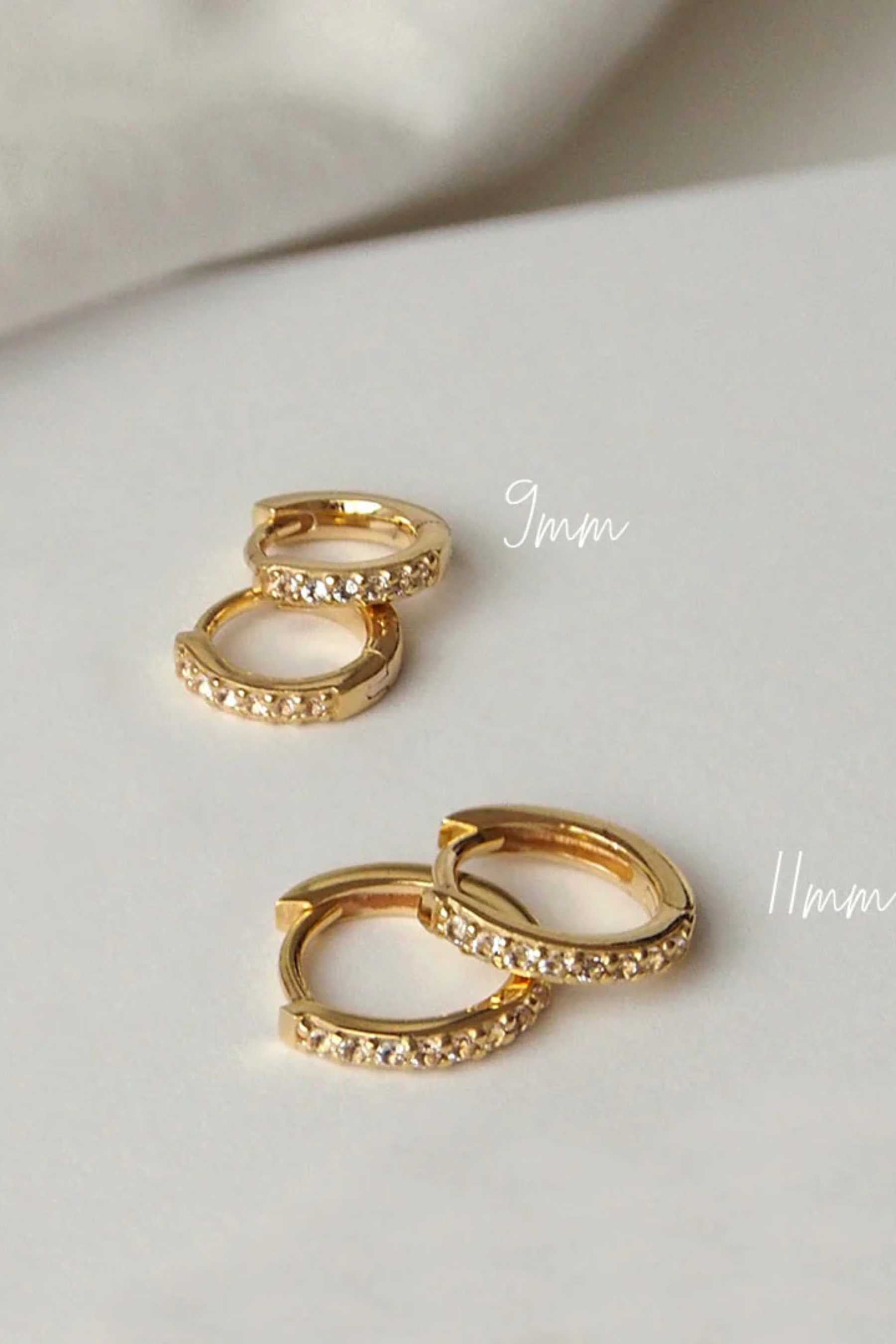 11mm Huggies in 18kt YG Plate