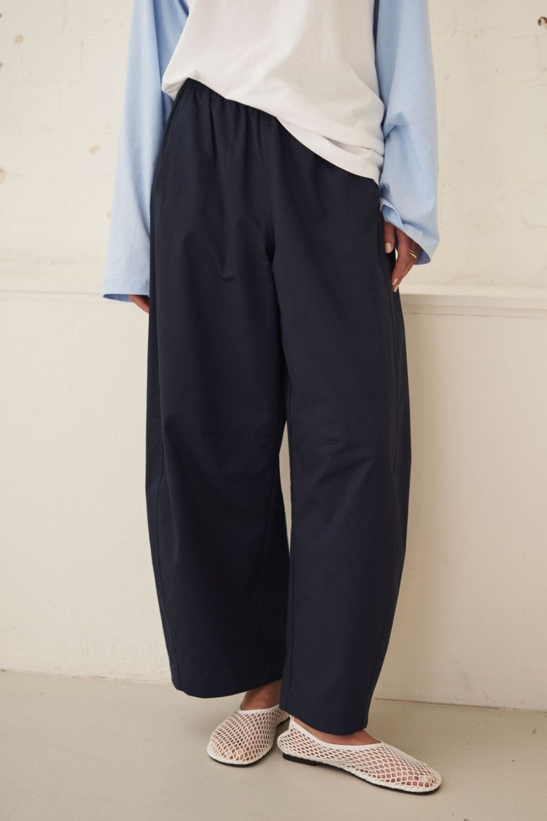 Bella Barrel Pant | True Navy