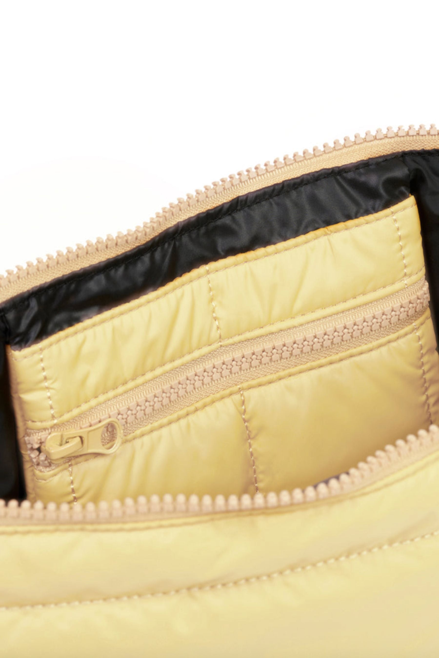 Stash Base Crossbody | Butter