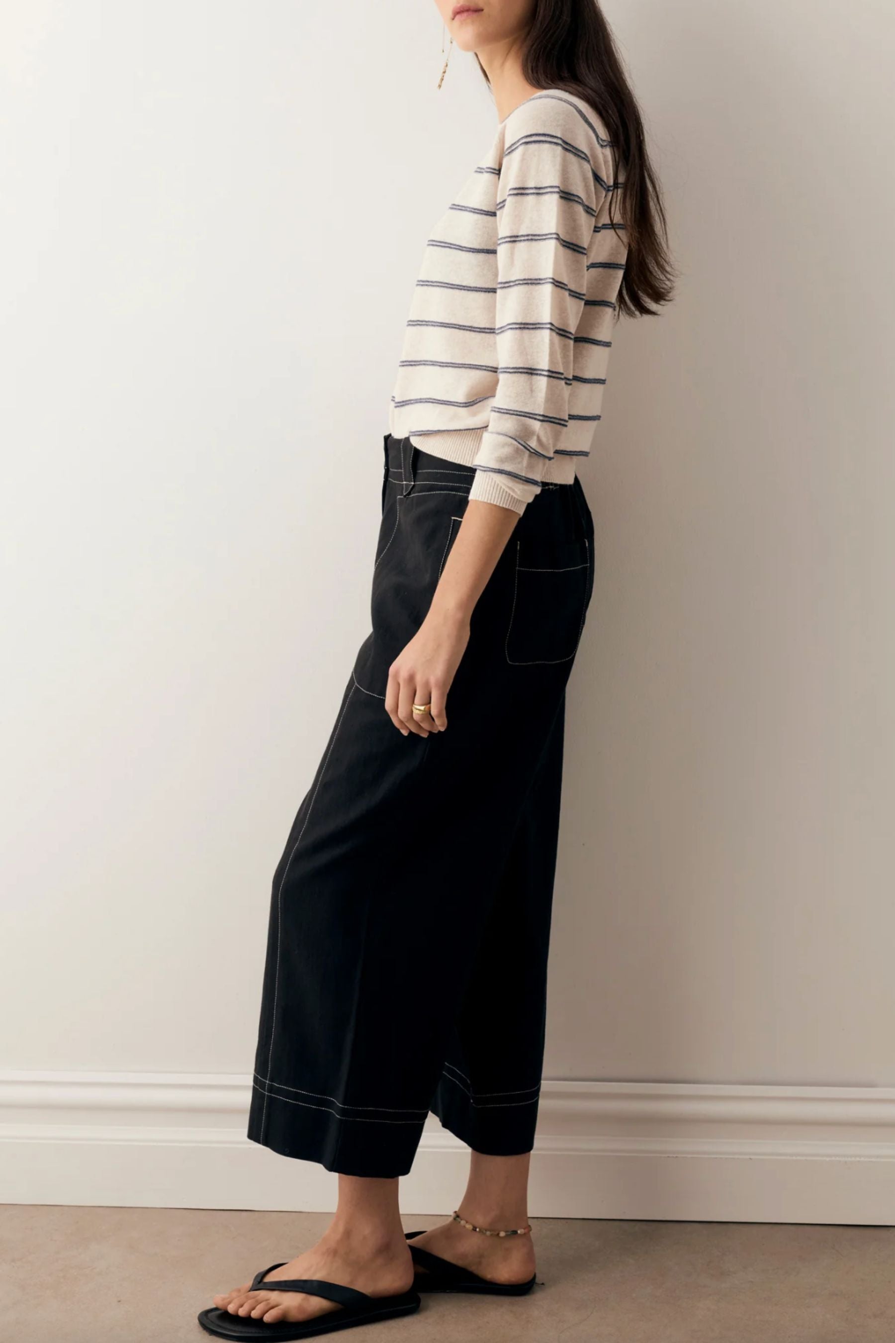 Sable Long Sleeve Stripe Tee | Pebble/Blue