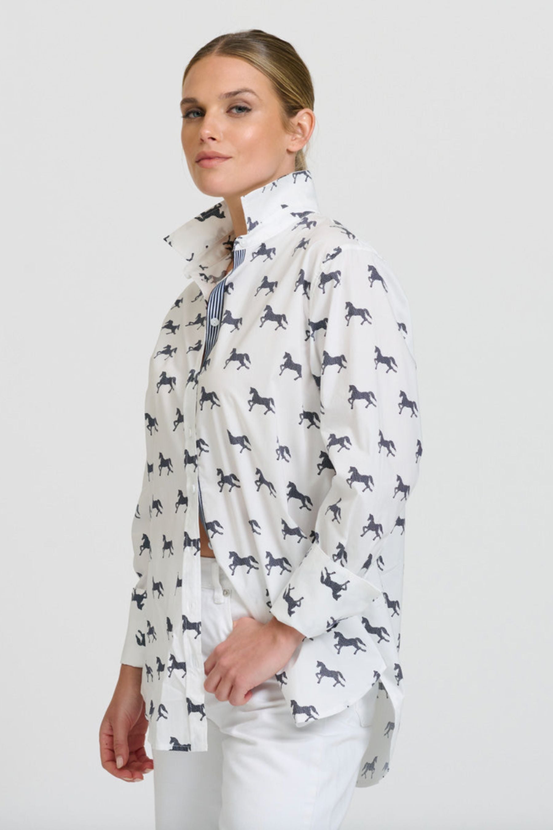 The Elodie Trim Girlfriend Relaxed Shirt | White With Navy Pony