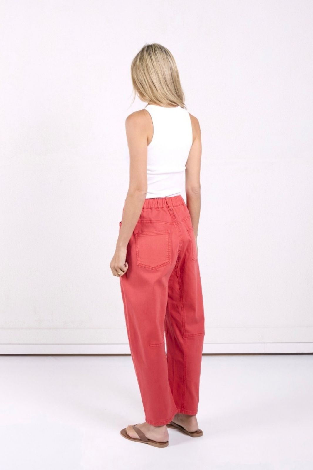 Carter Barrel Jean | Poppy Red