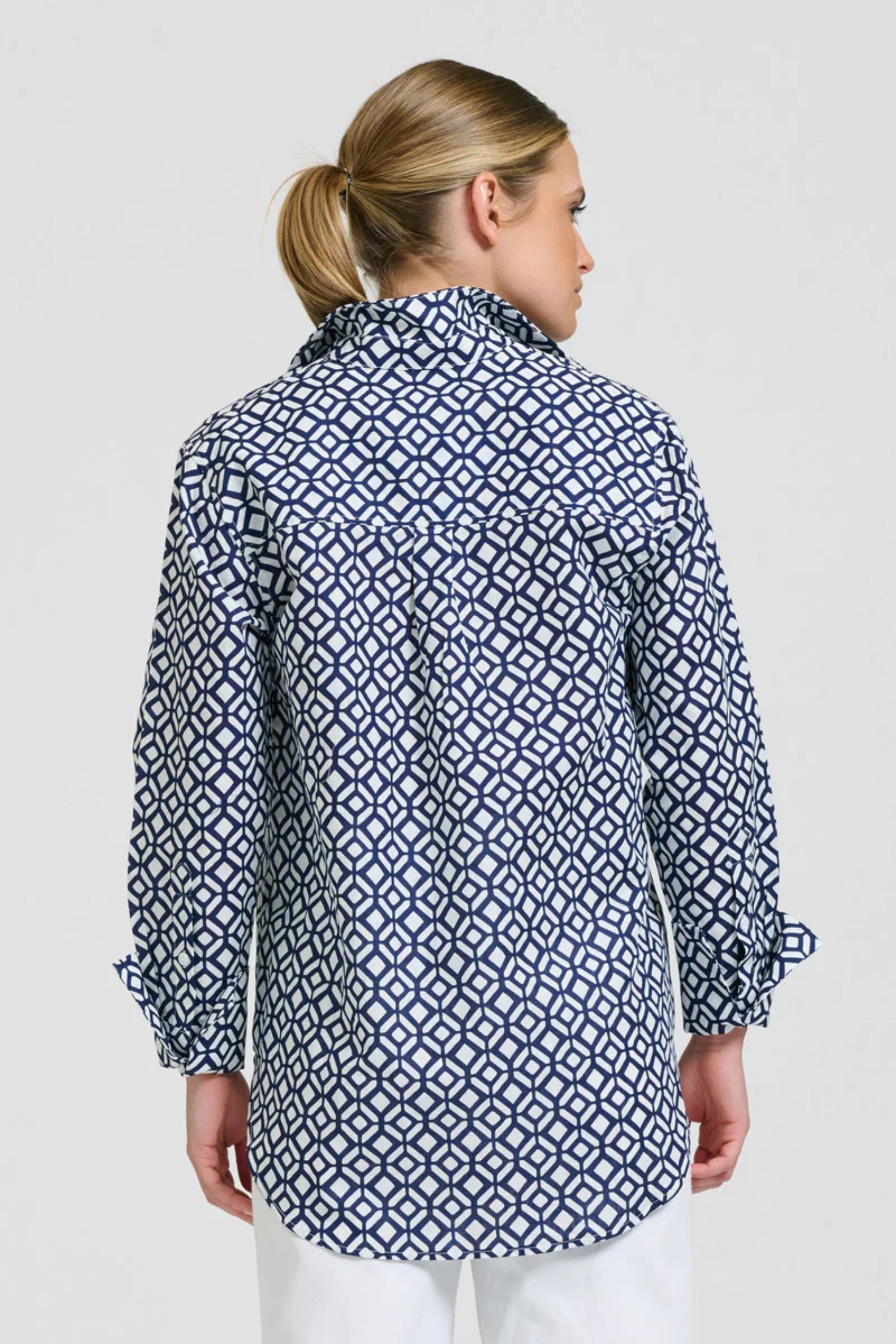 The Elodie Girlfriend Relaxed Shirt | White With Navy Print
