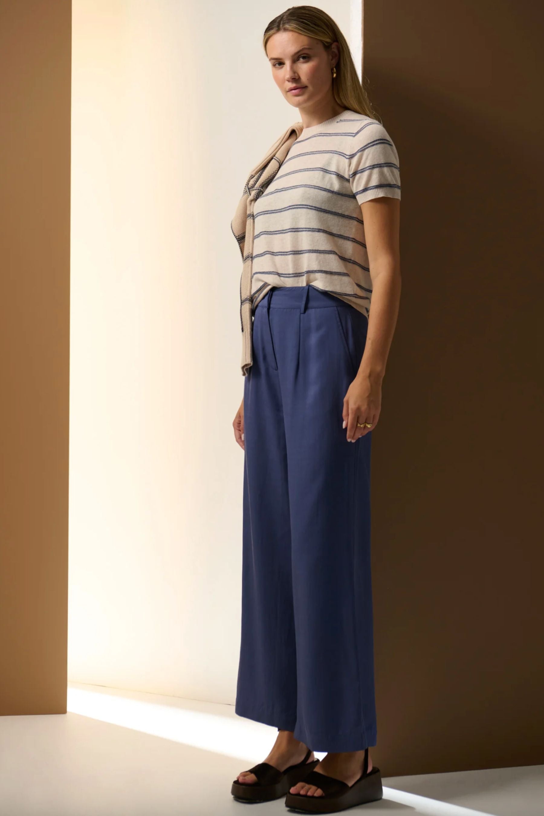 Sable Tee Stripe | Pebble Blue