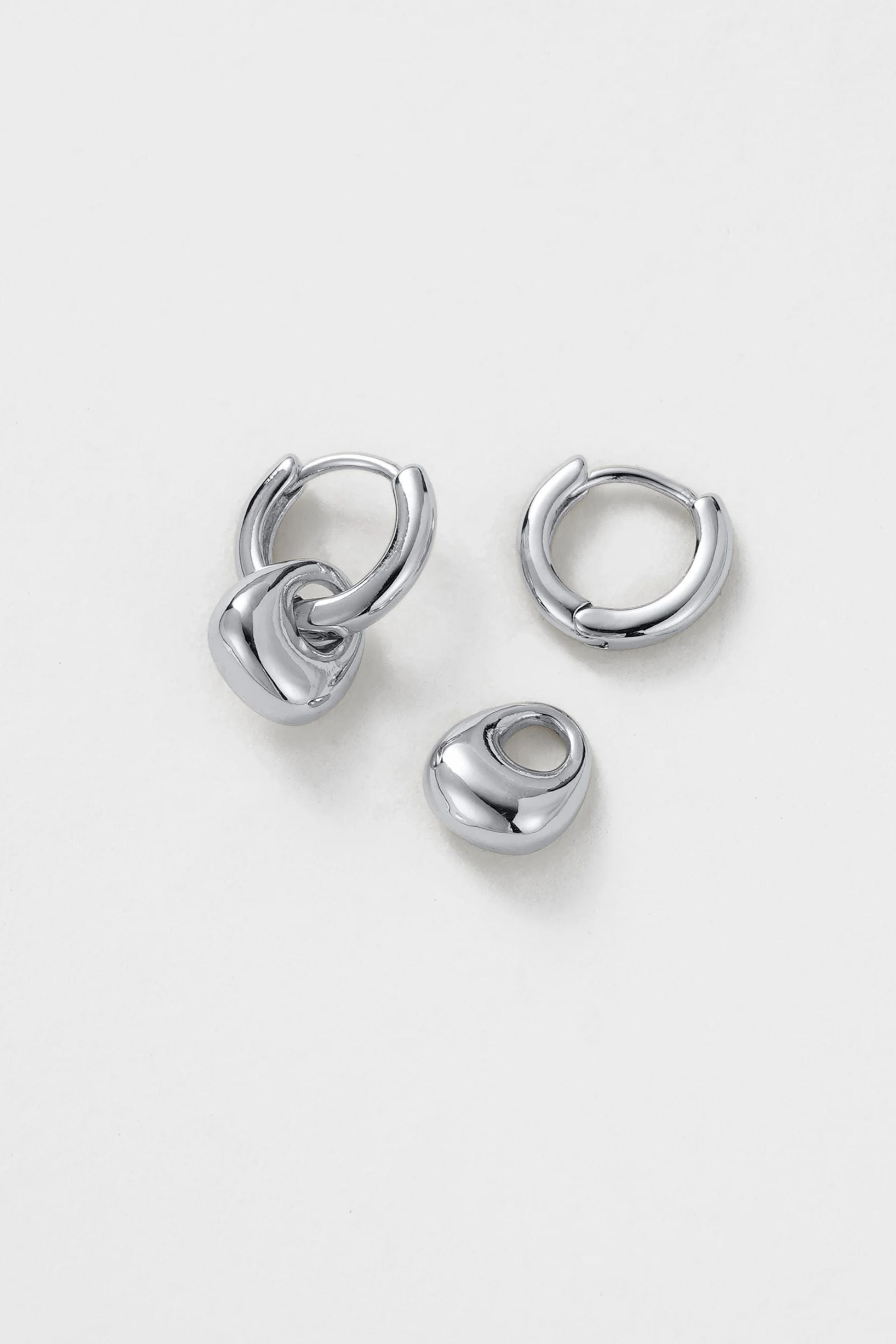Sadie Hoop Earring | Silver