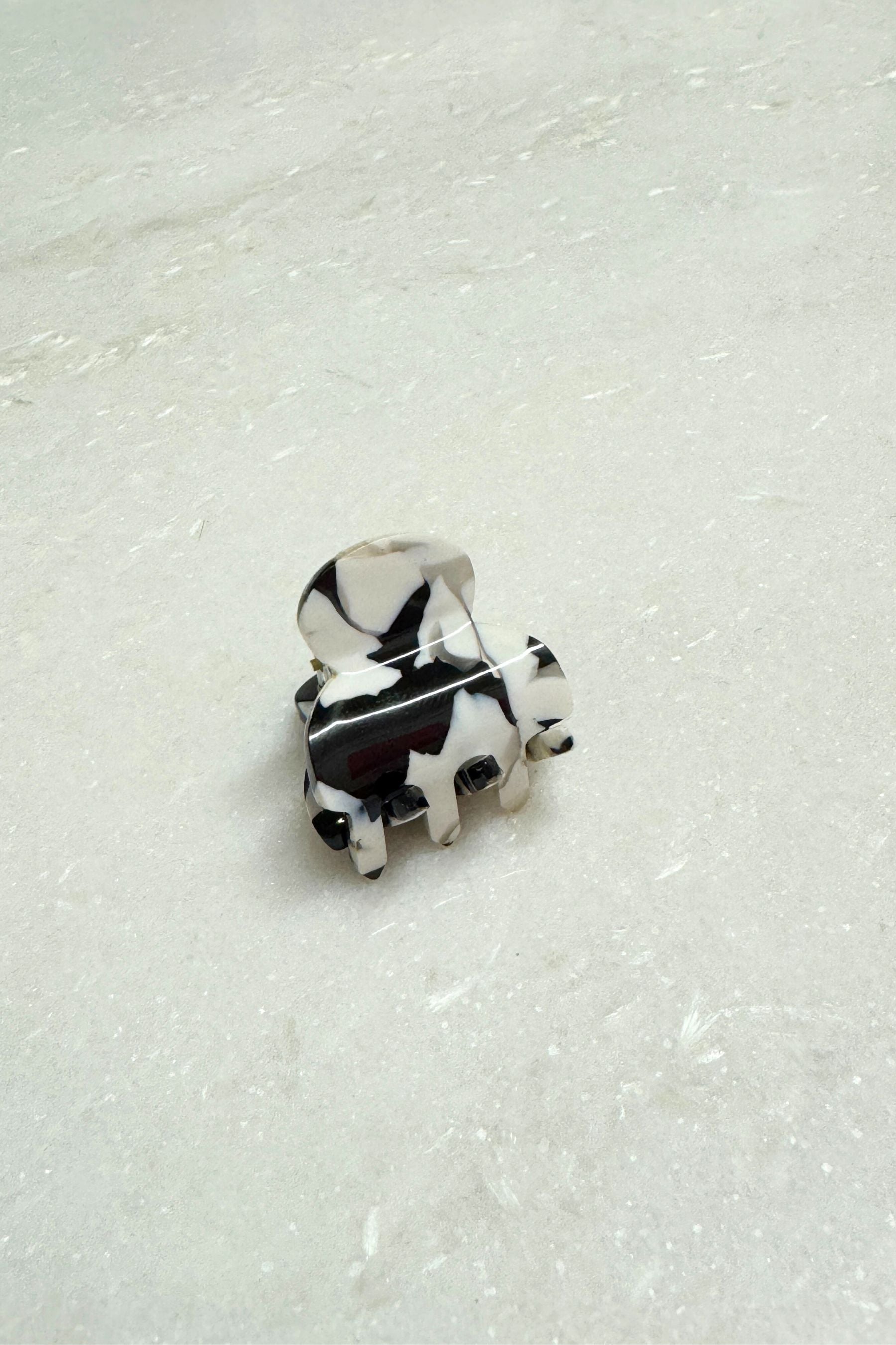 X Small Claw Clip |  Black White Pattern