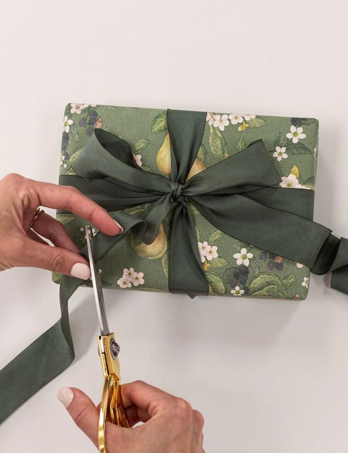 Gift Wrap Roll 3m | Pears