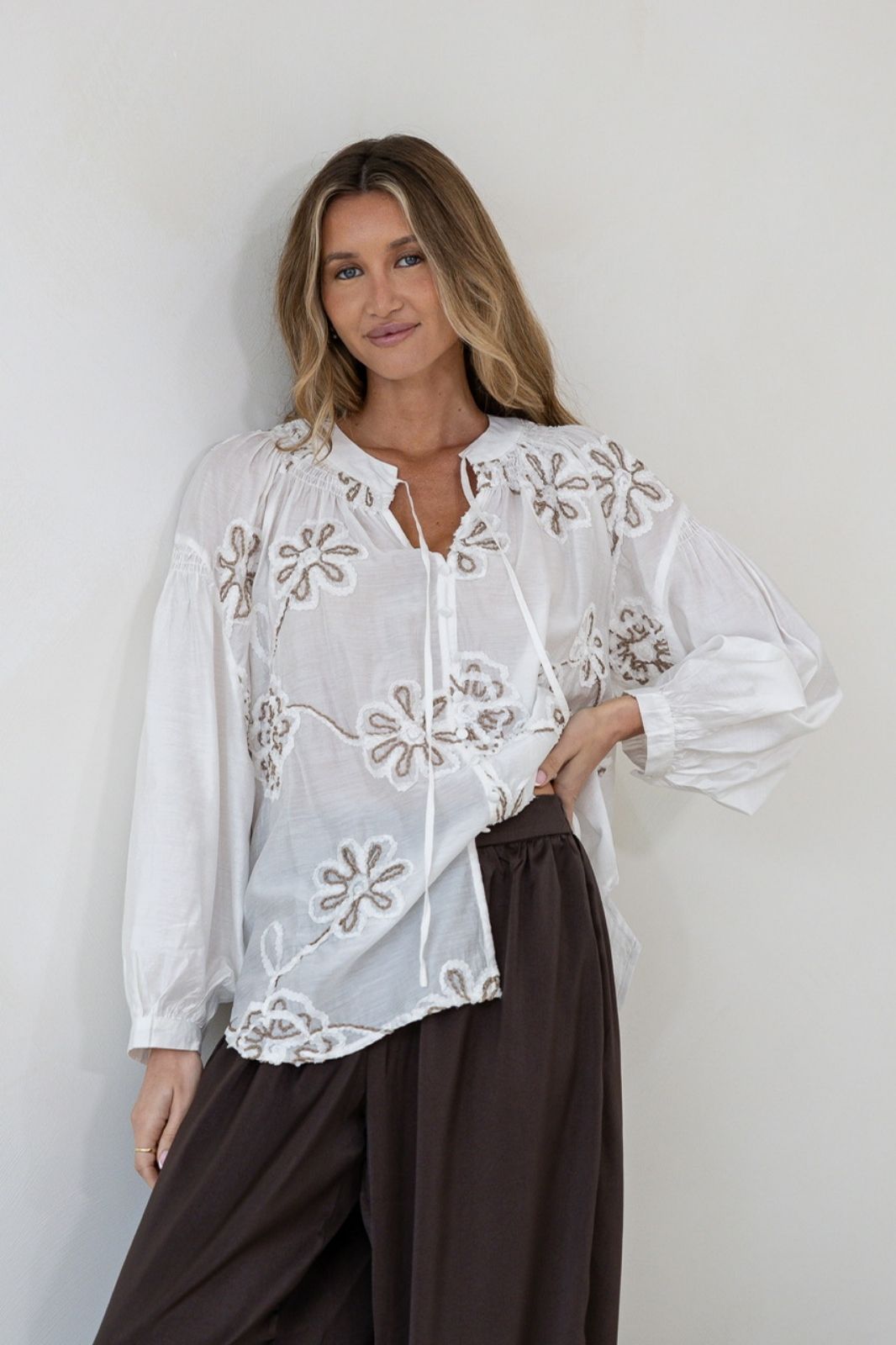 Applique Embroidered Blouse | White/Caramel