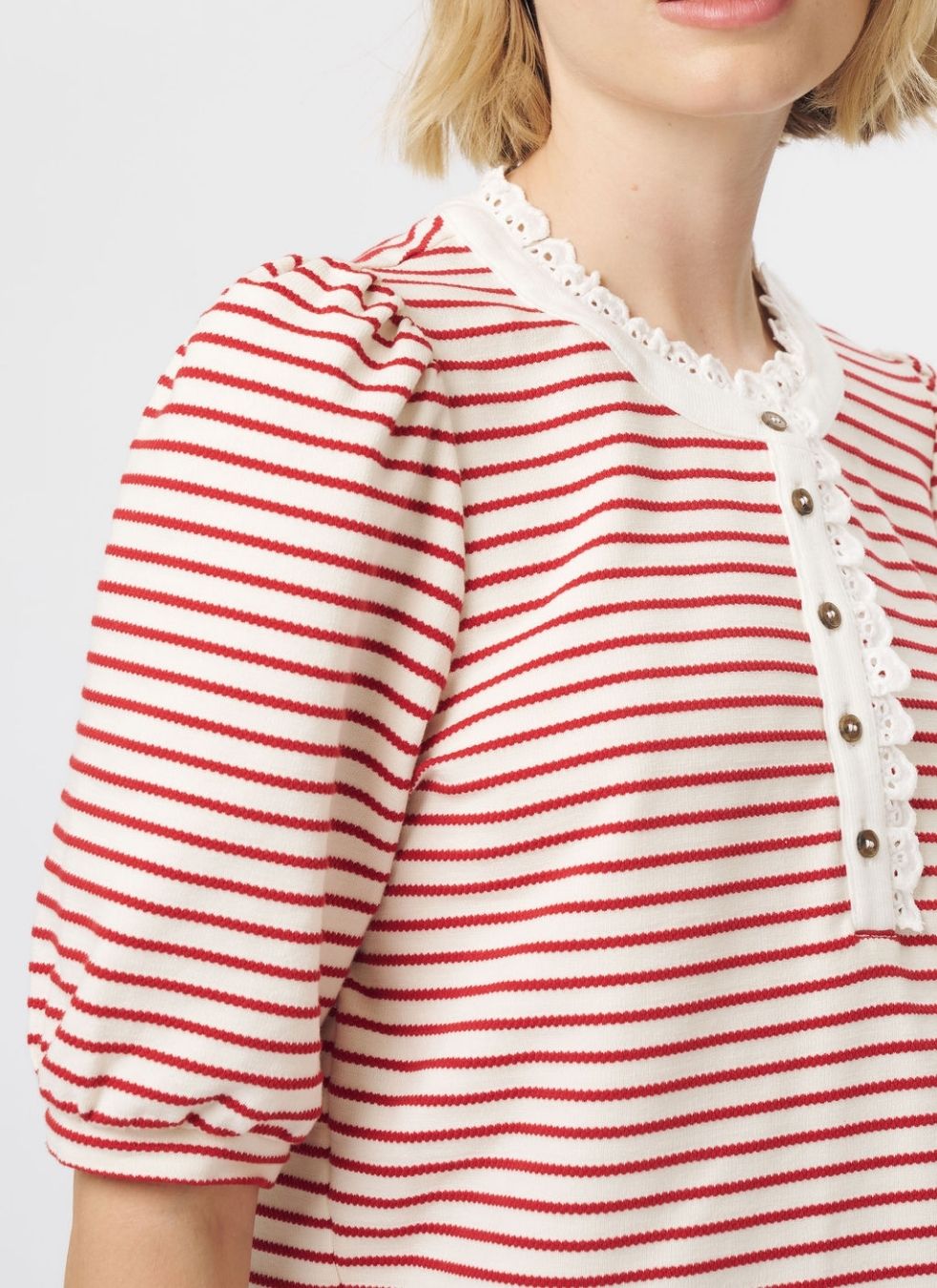 Jacqueline Top | White/Red Stripe