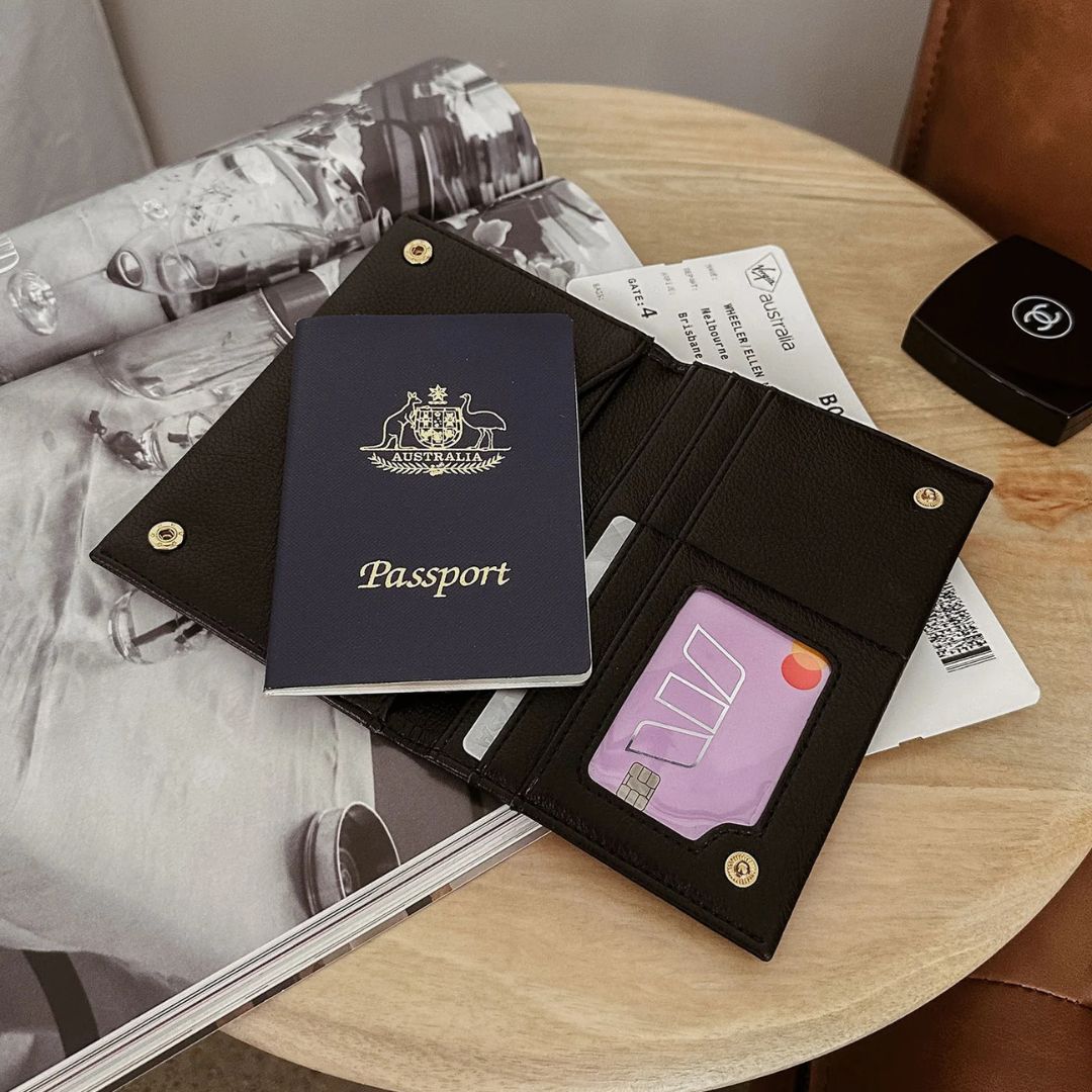 Passport Holder | Black