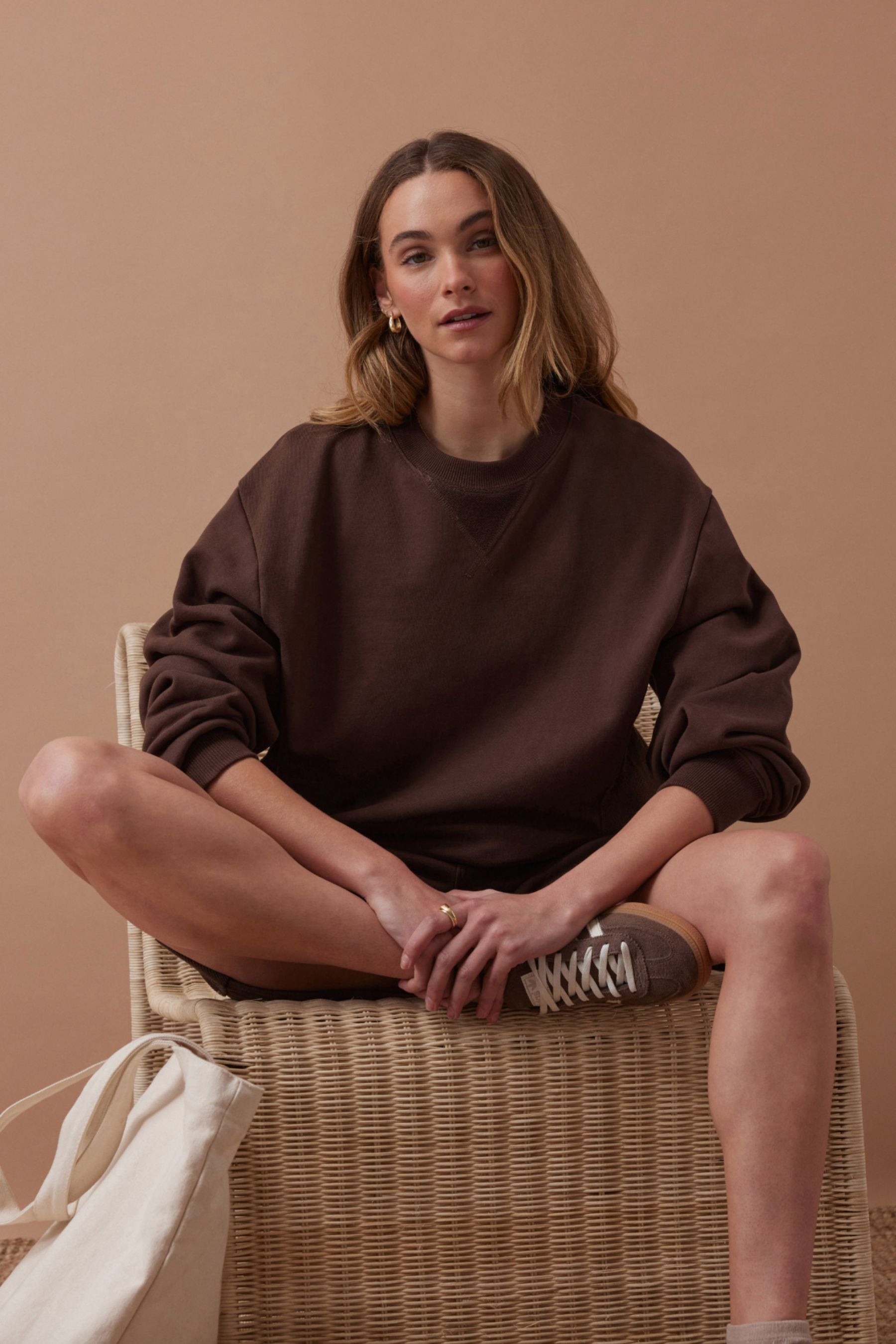 Ruby Reverse Panel Crew | Chocolate