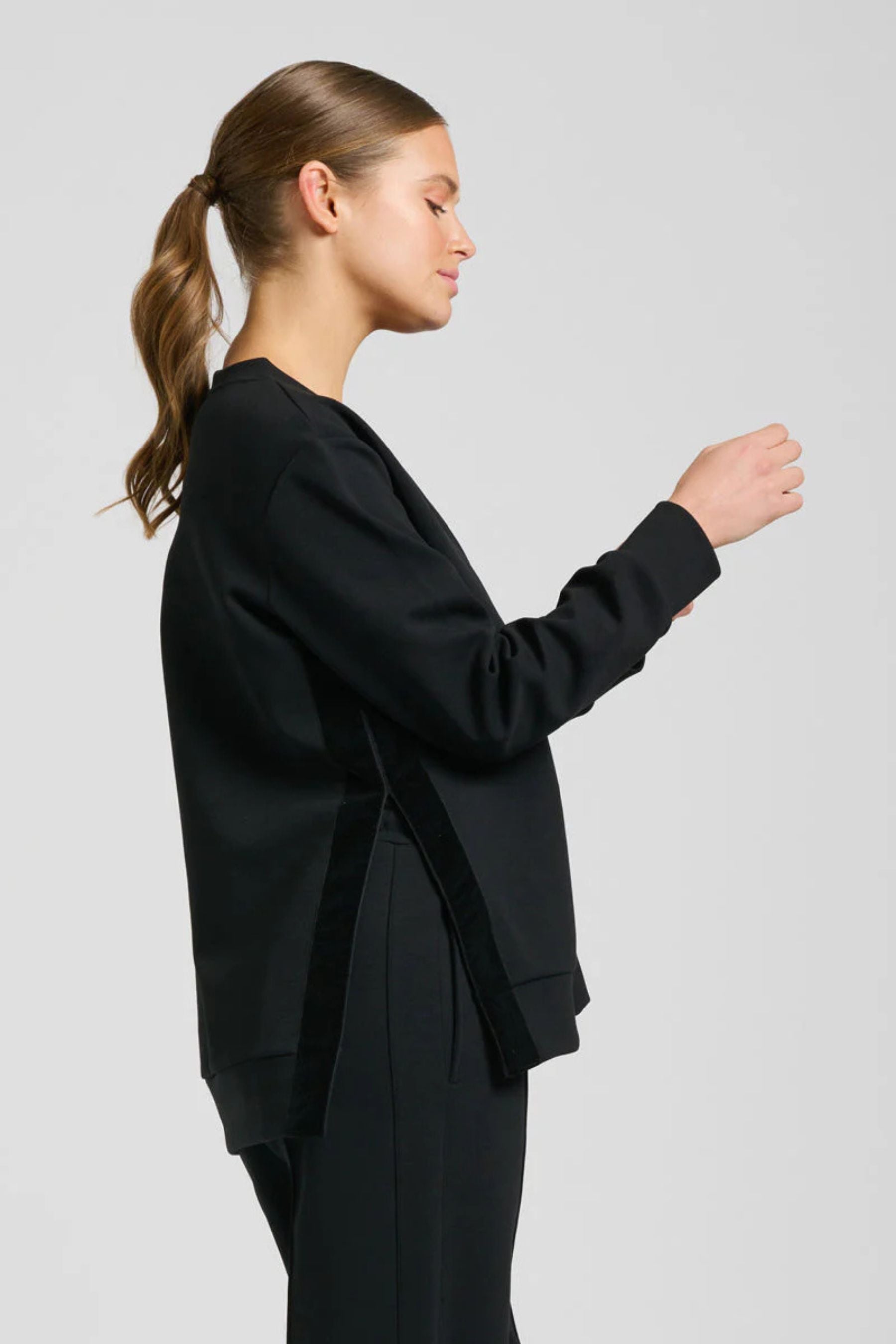 Scuba Side Split Sweatshirt | Black