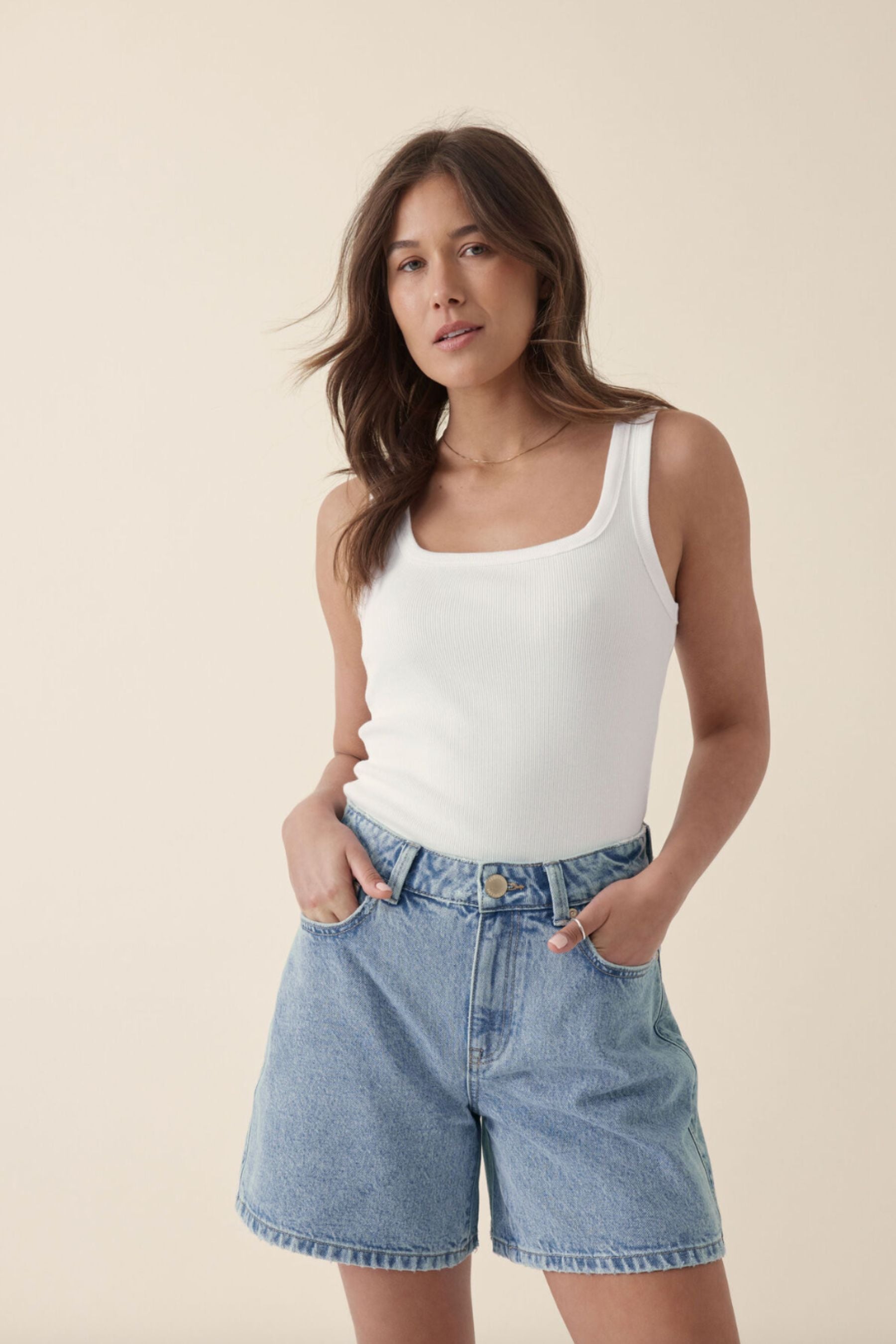 Zaeli Contour Square Neck Tank | White