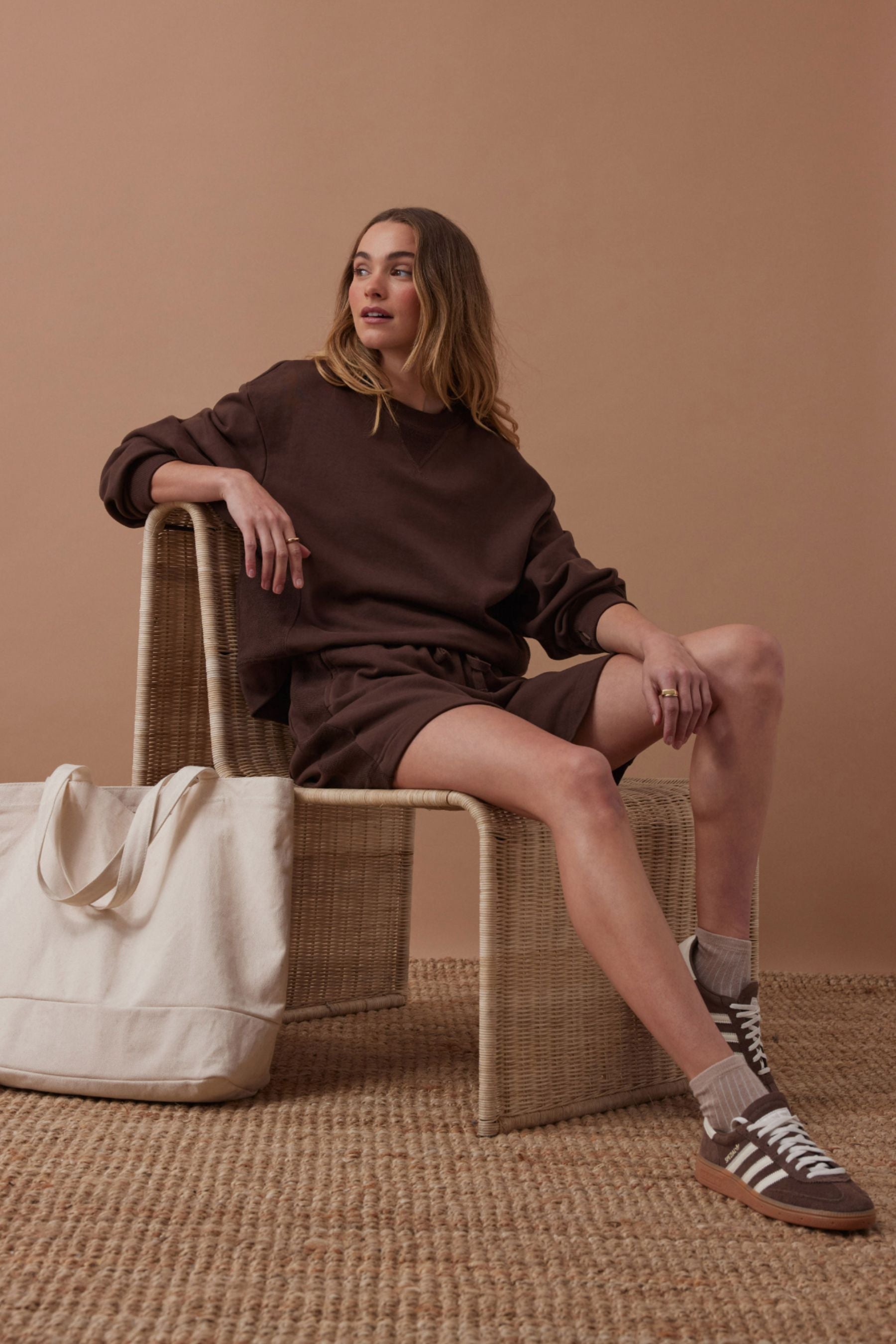 Ruby Reverse Panel Crew | Chocolate