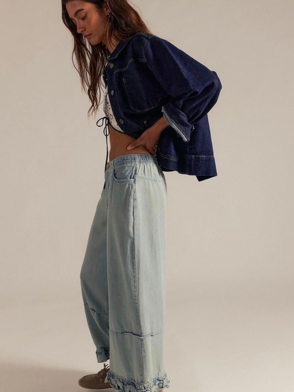 Ruffle Detail Hem Jean | Light Denim