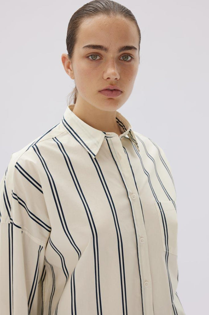 Chiara Shirt Mid Length Two Stripe | Vanilla/Navy - Rose St Trading Co