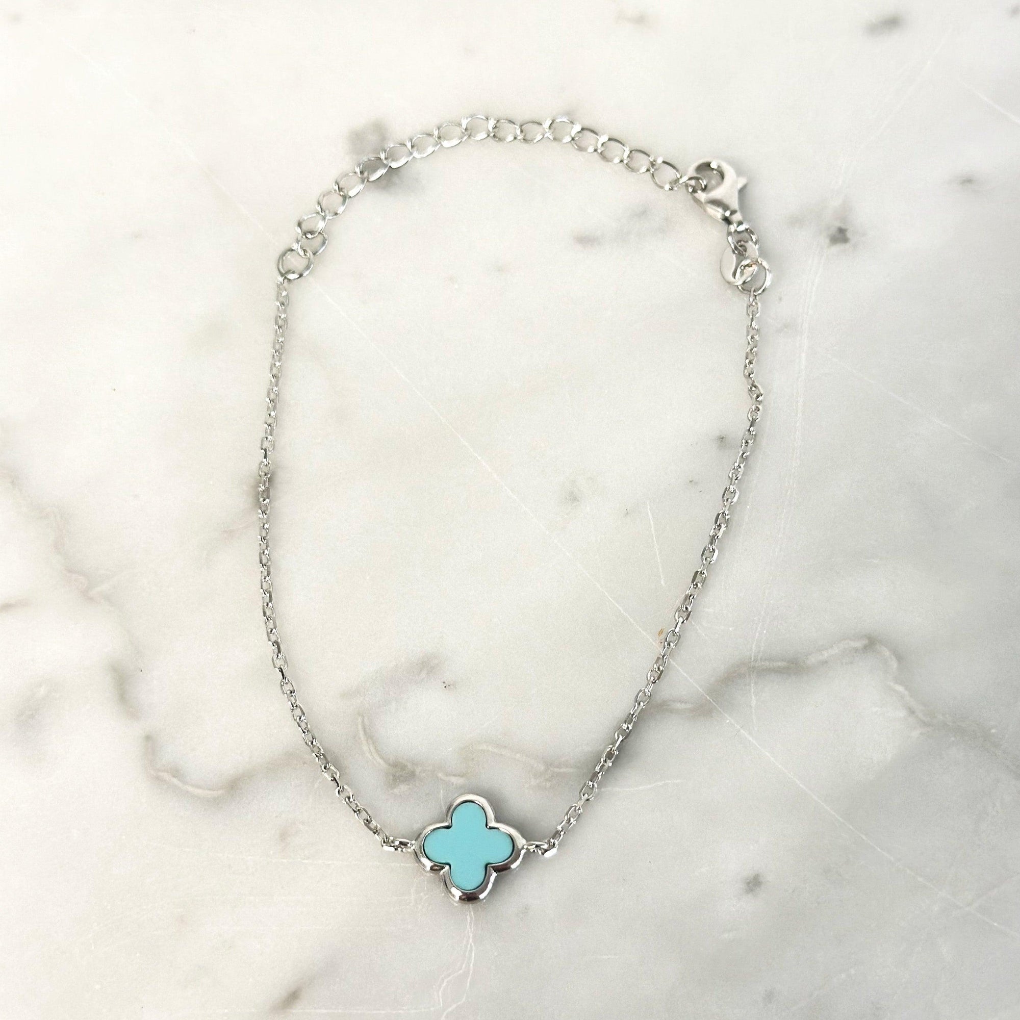 Silver Bracelet with Smooth Turquoise Clover - Rose St Trading Co